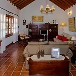 Casa Veroles Lanzarote 乡村民宿